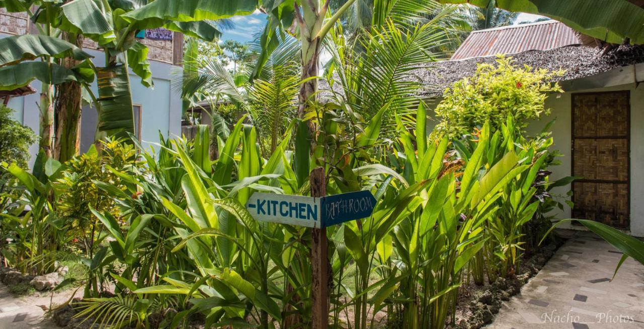 Footprints Homestay (Adults Only) General Luna  Bagian luar foto