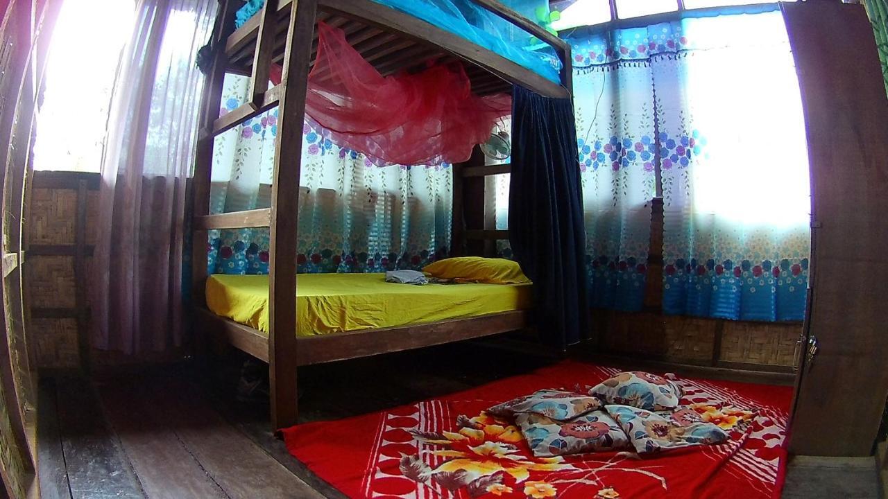 Footprints Homestay (Adults Only) General Luna  Bagian luar foto