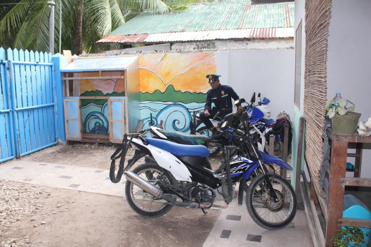 Footprints Homestay (Adults Only) General Luna  Bagian luar foto