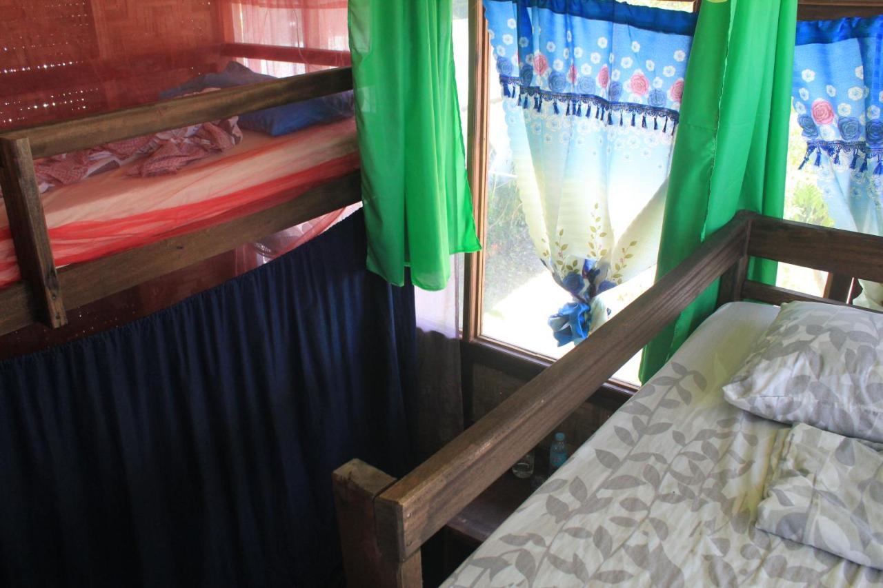 Footprints Homestay (Adults Only) General Luna  Bagian luar foto