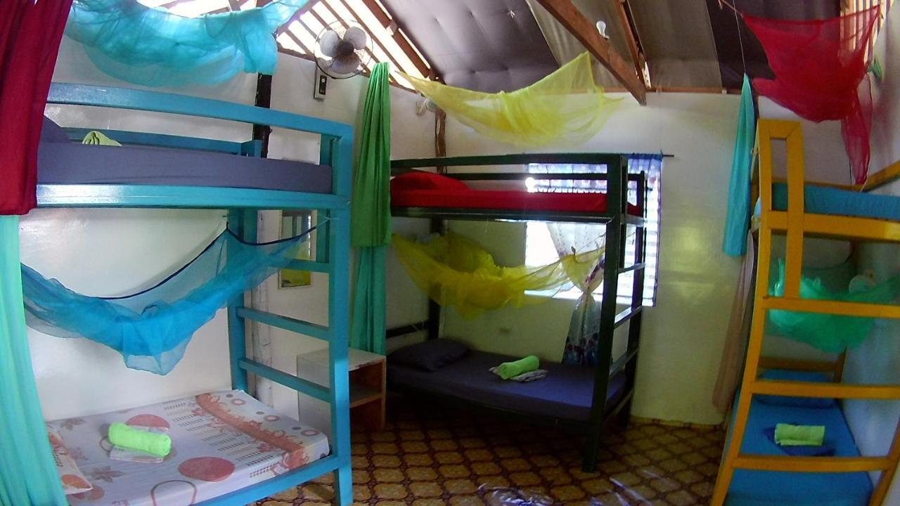 Footprints Homestay (Adults Only) General Luna  Bagian luar foto