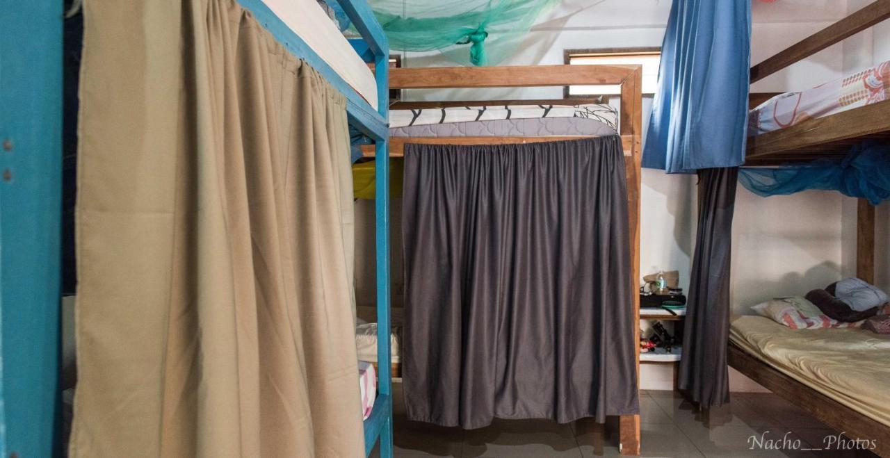 Footprints Homestay (Adults Only) General Luna  Bagian luar foto